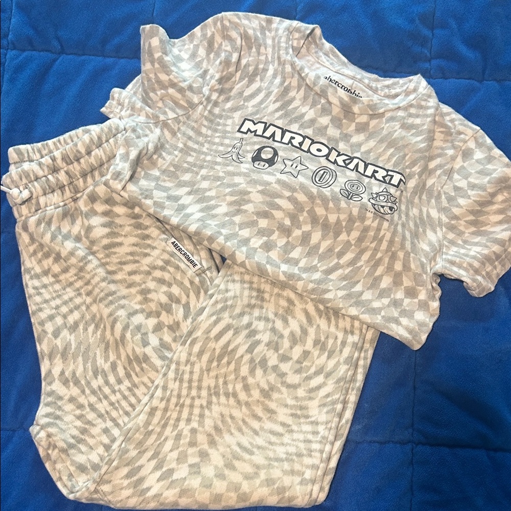 Abercrombie & Fitch Beige Tie-Dye Mario Kart jogger set.